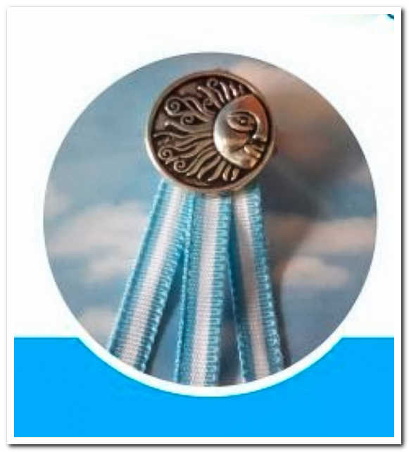 Se sortearon escarapelas