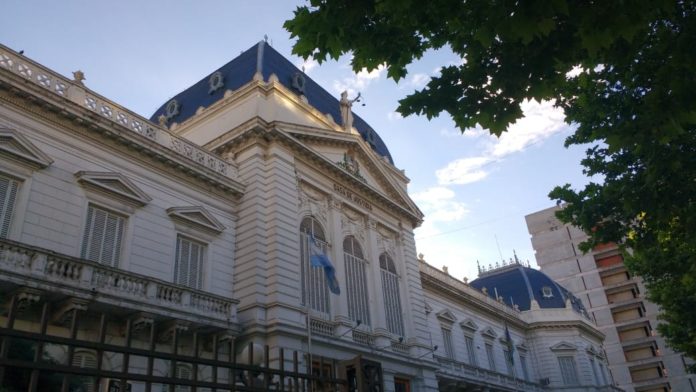 Paritarias judiciales: la AJB se declaró en “estado de alerta”