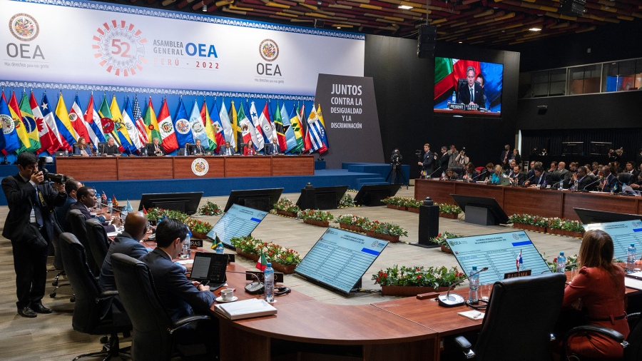 Fracasó el intento de cambiar la delegación venezolana y hubo apoyo a la paz en Colombia