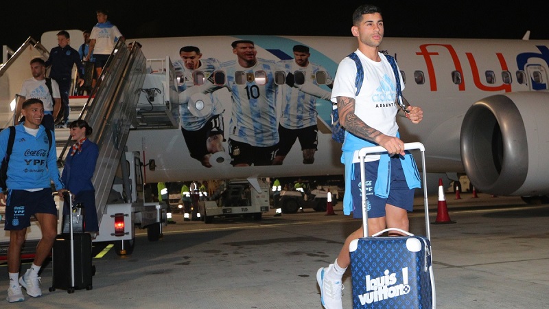 La Selección Argentina llegó a Qatar