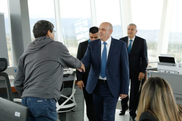 Alexis Guerrera dejará el Ministerio de Transporte por un problema de salud