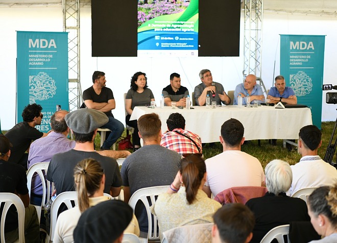 Rodríguez participó del Encuentro Provincial de Agroecología en Guaminí