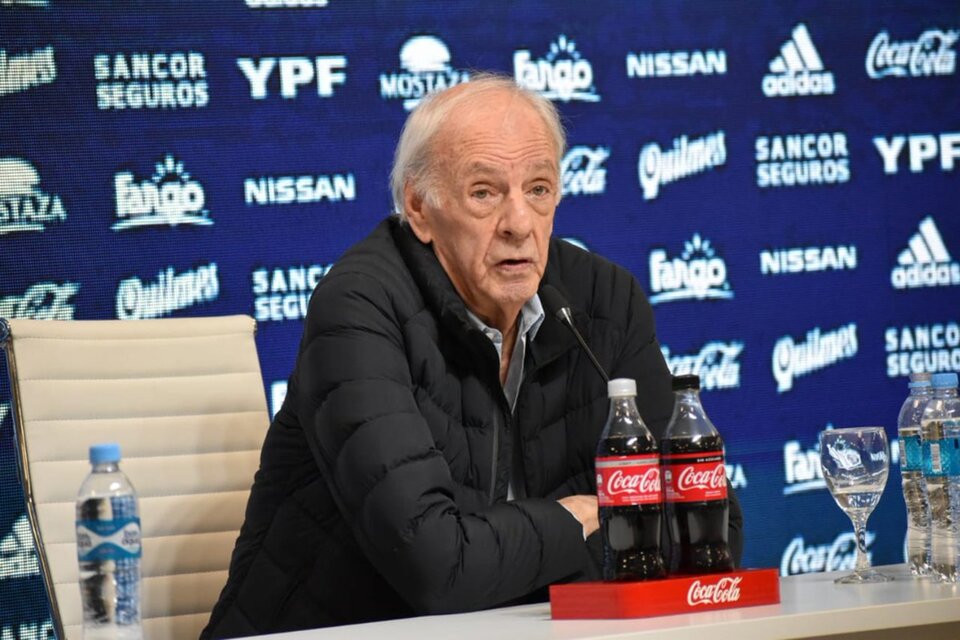 Menotti: “Van a dejar bien arriba la dignidad del fútbol argentino”