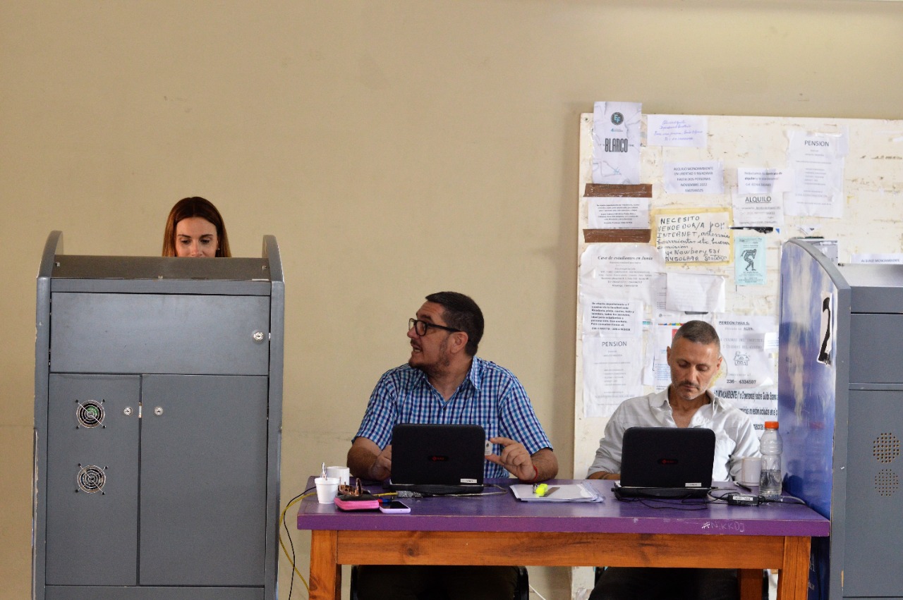 La comunidad universitaria eligió a sus representantes