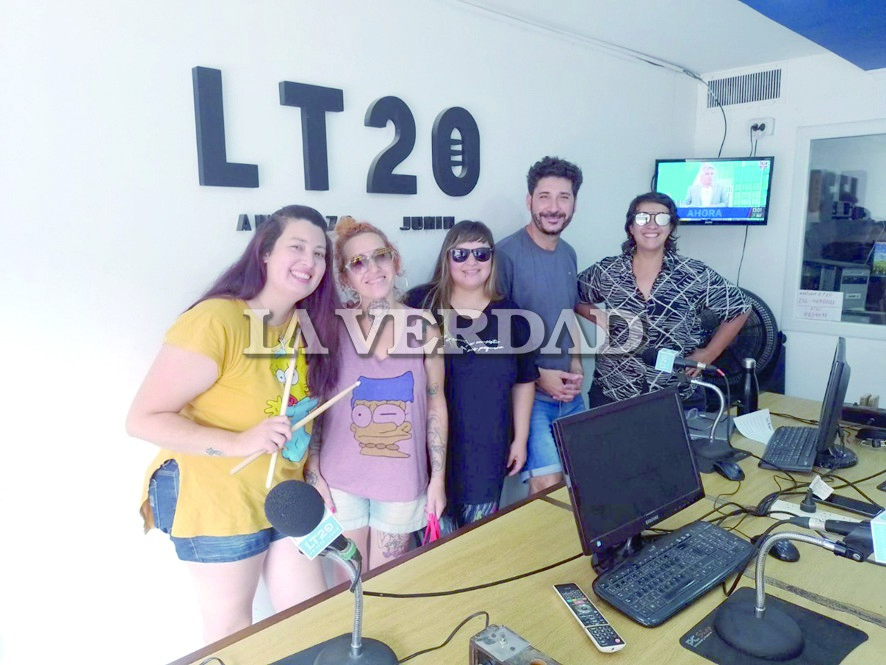 El folclore es cosa de mujeres