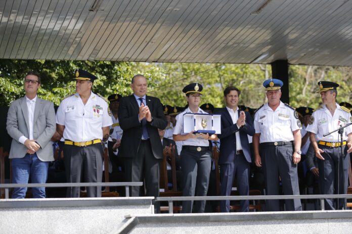 Axel Kicillof encabezó el egreso de cadetes de la Policía