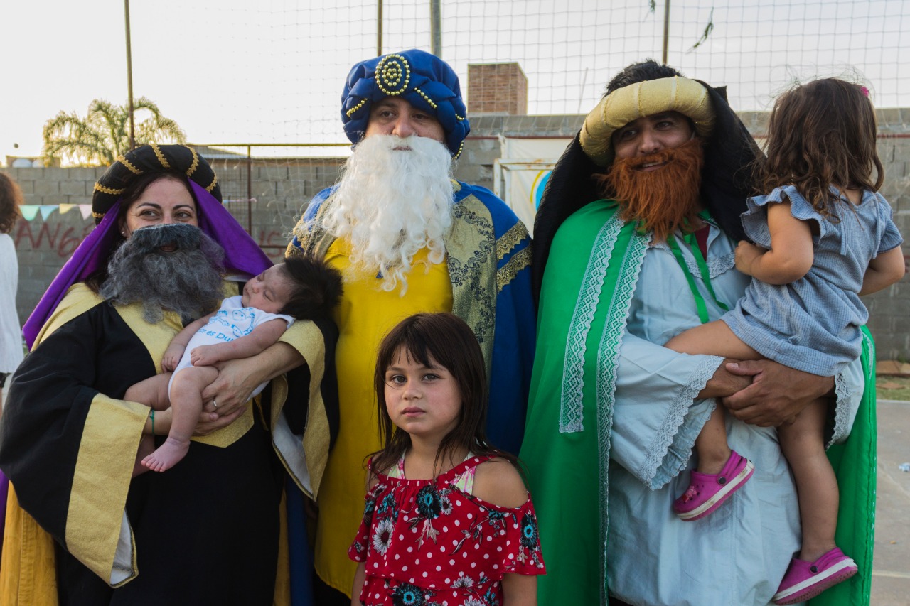 Más de 200 personas disfrutaron del  festejo de Reyes en Los Almendros