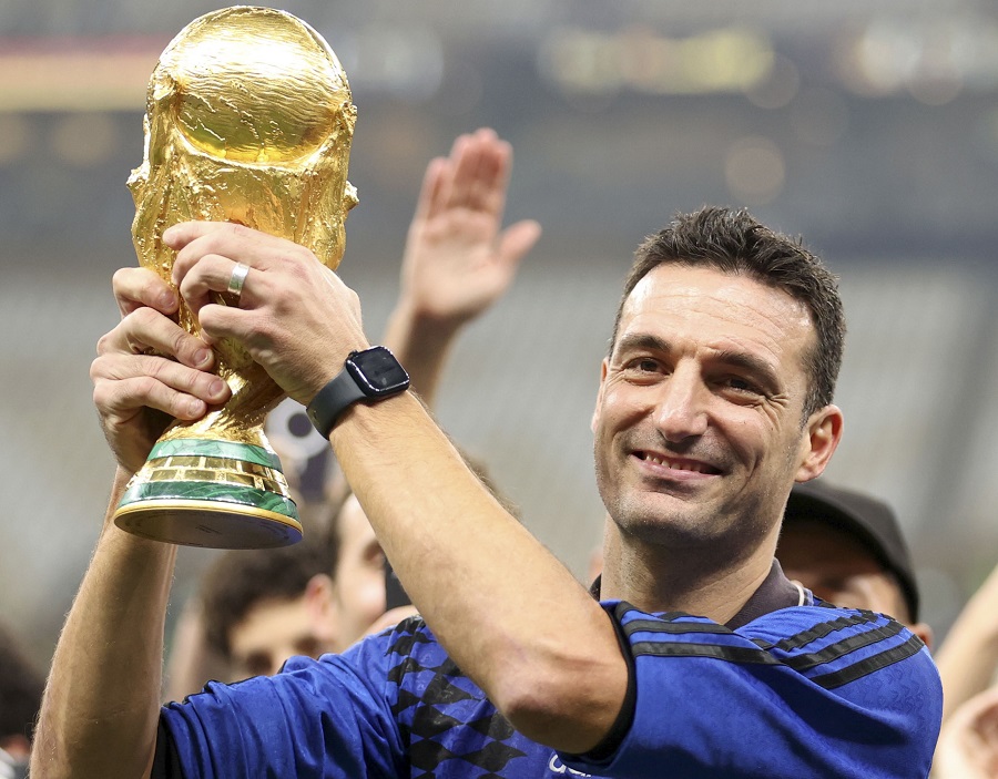 Scaloni:  “Estoy contento donde estoy”