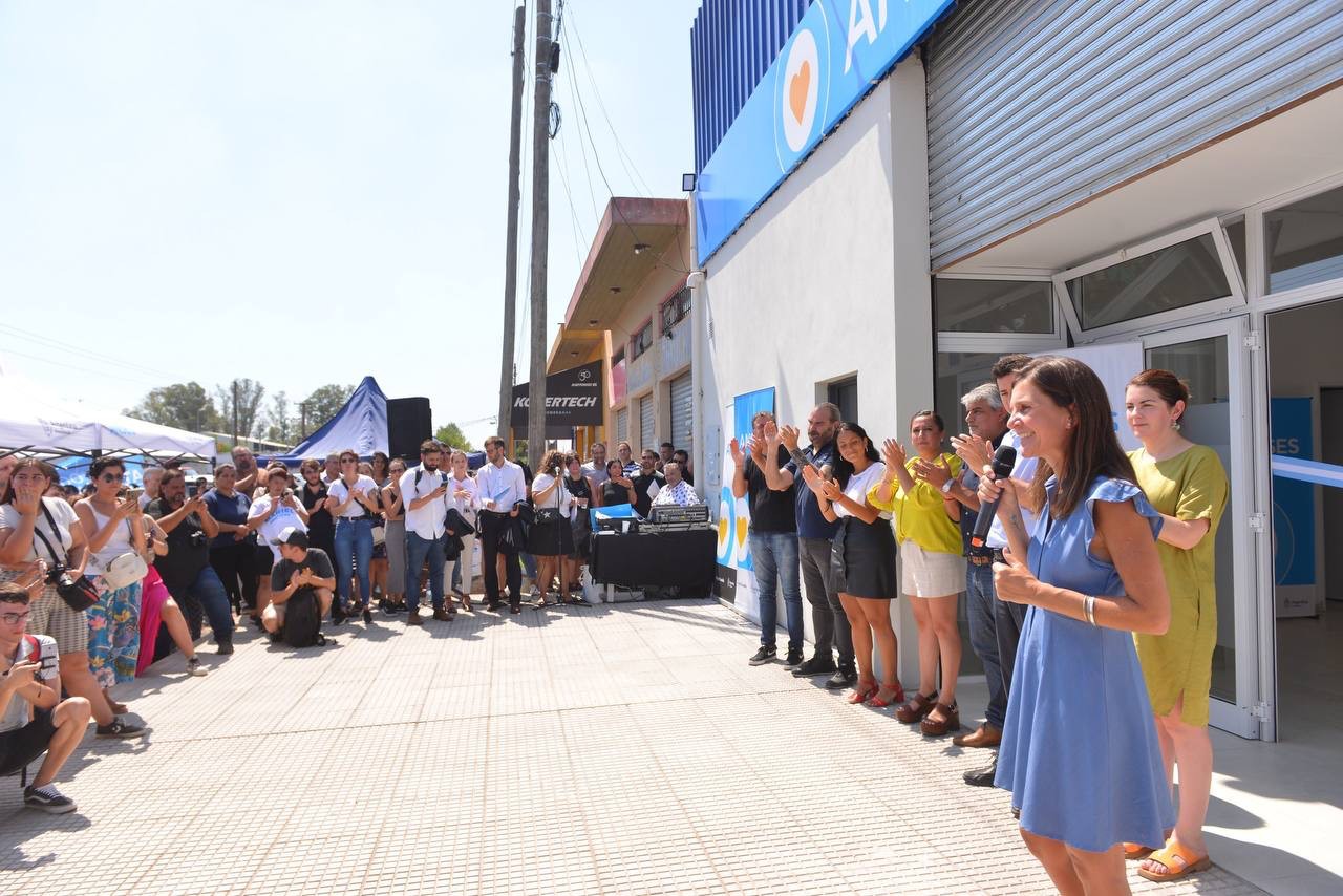 Raverta, De Pedro y Fernández inauguraron una oficina de ANSES en Moreno