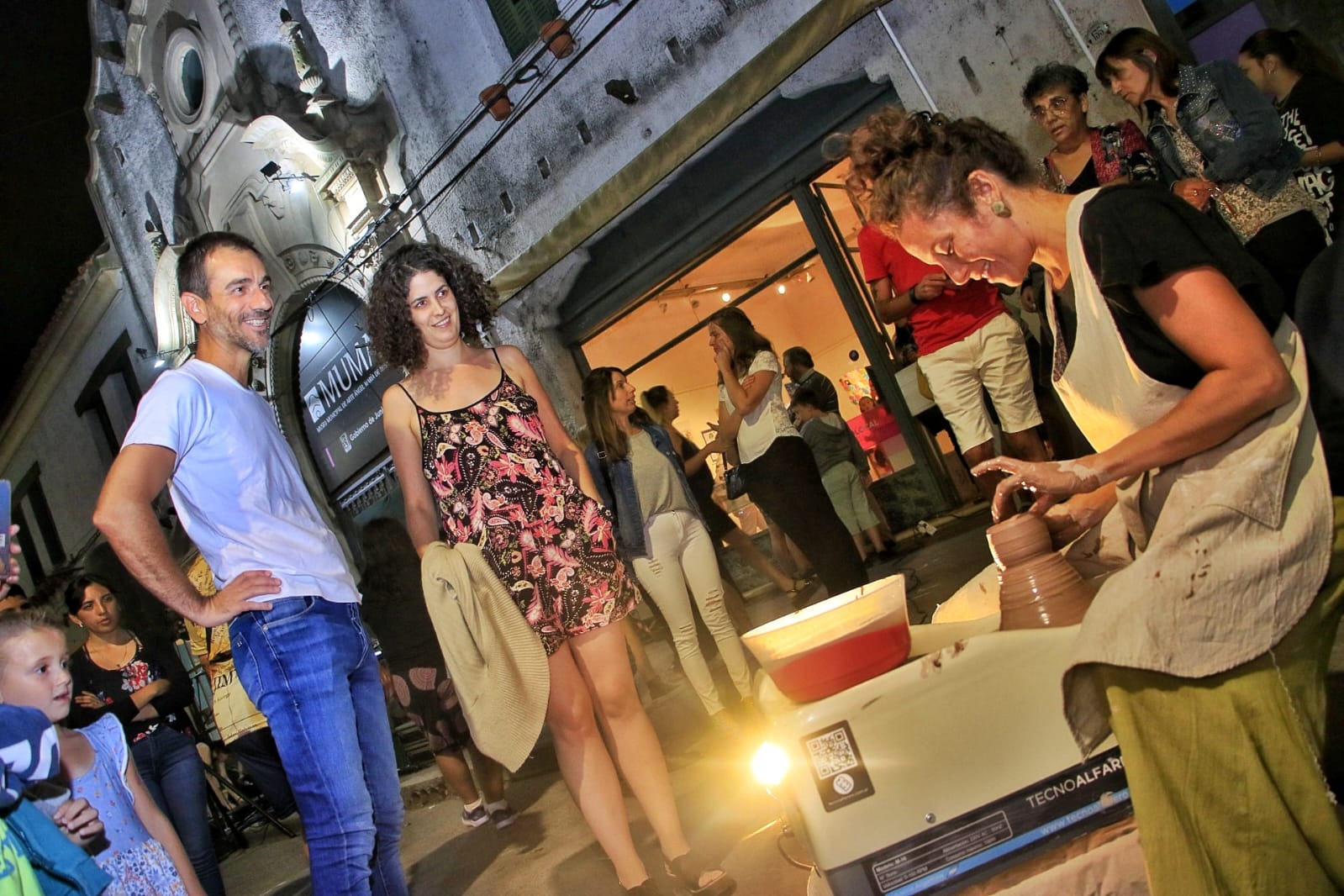 “Siempre buscamos que los artistas de Junín muestren sus trabajos y que los vecinos disfruten del arte”