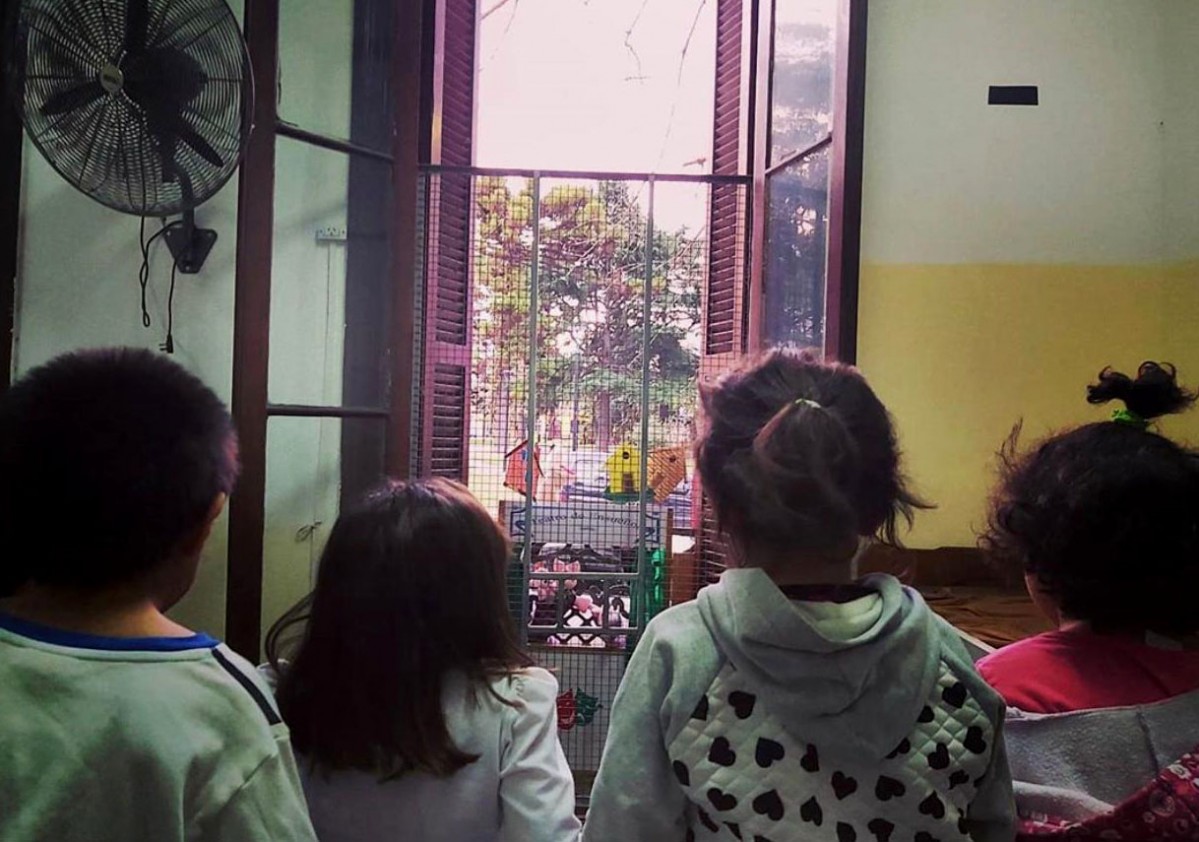 Denuncian que no se pagan desde diciembre becas de hogares convivenciales