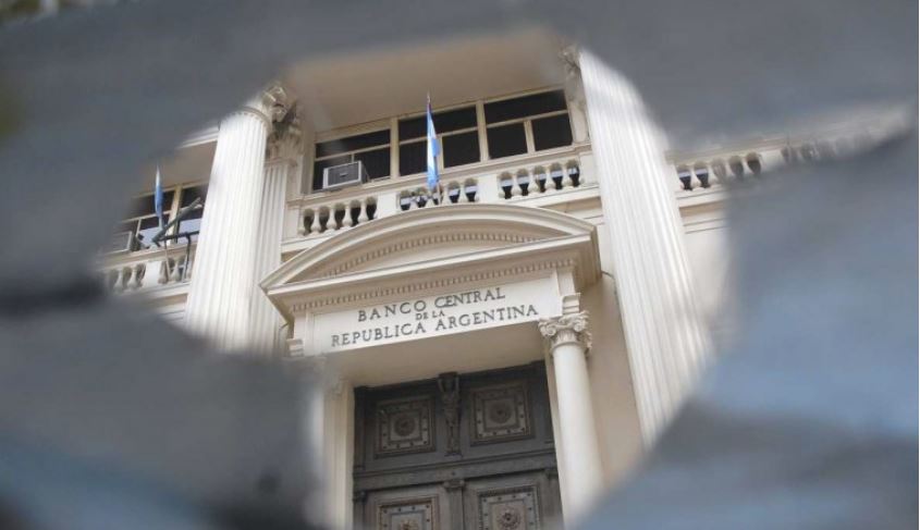 Una jueza norteamericana ordenó embargar una cuenta del BCRA
