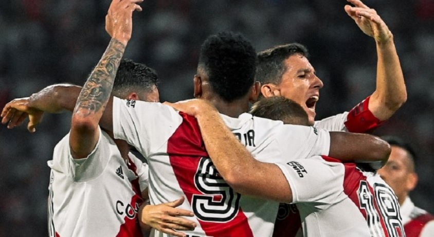 River despachó a Racing de Córdoba