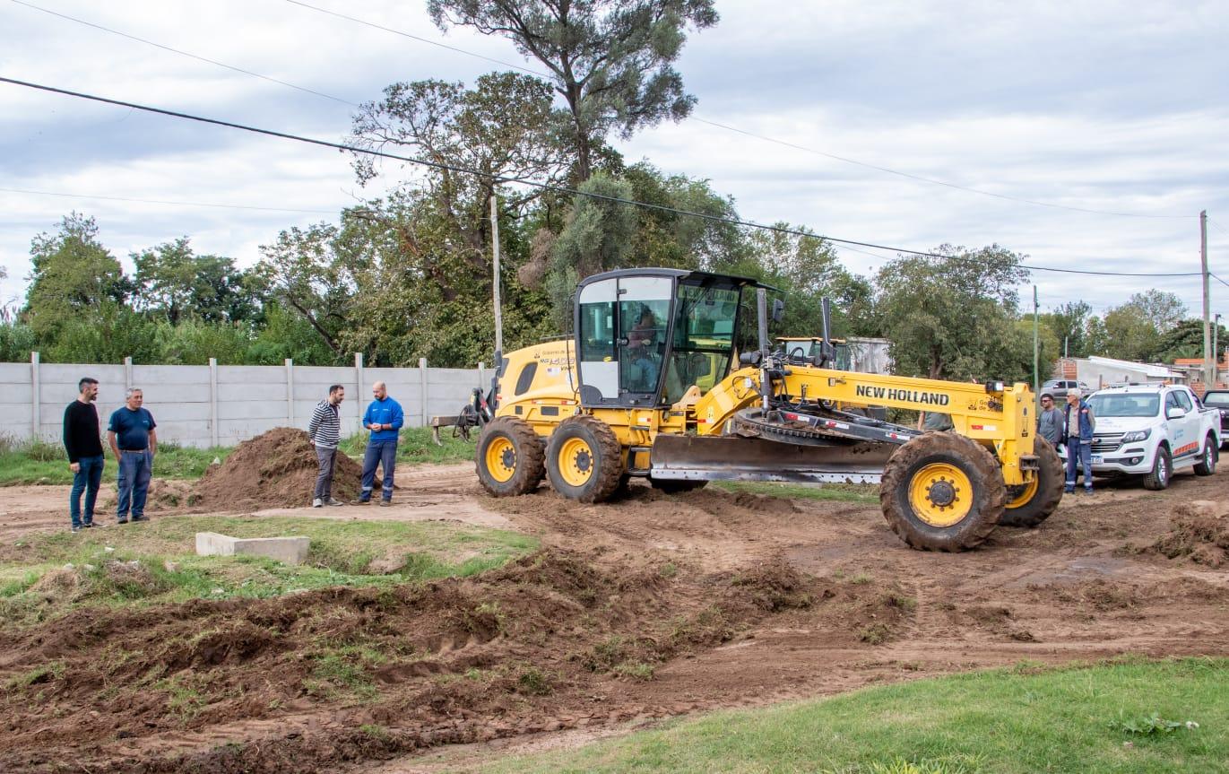 Operativo integral de limpieza, mantenimiento y poda en el barrio Mayor López