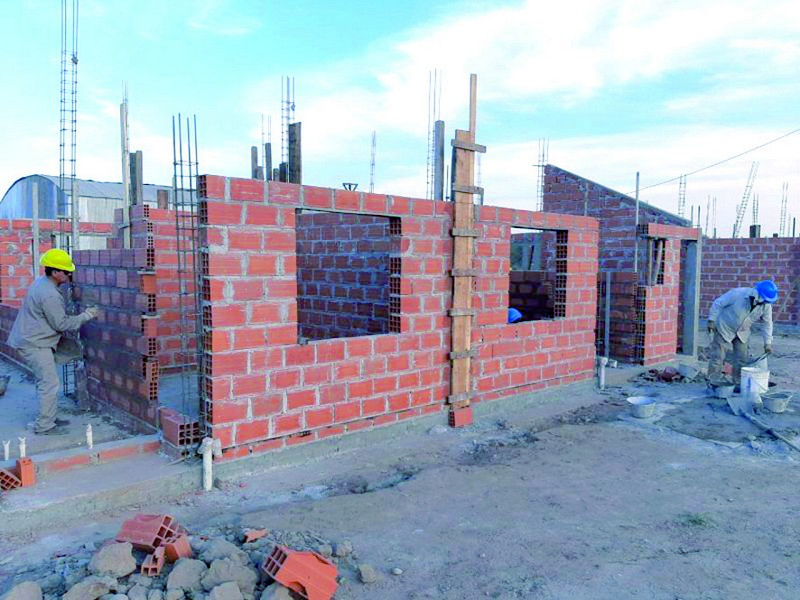 Provincia y municipio proyectan la construcción  de 93 viviendas para el Partido de Junín