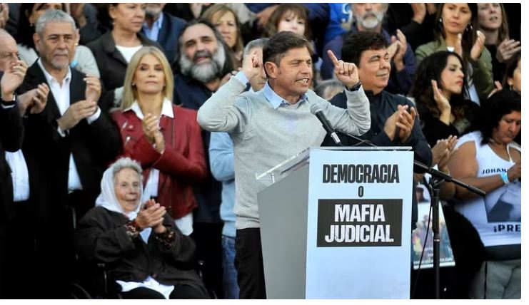 El kirchnerismo marchó a Tribunales