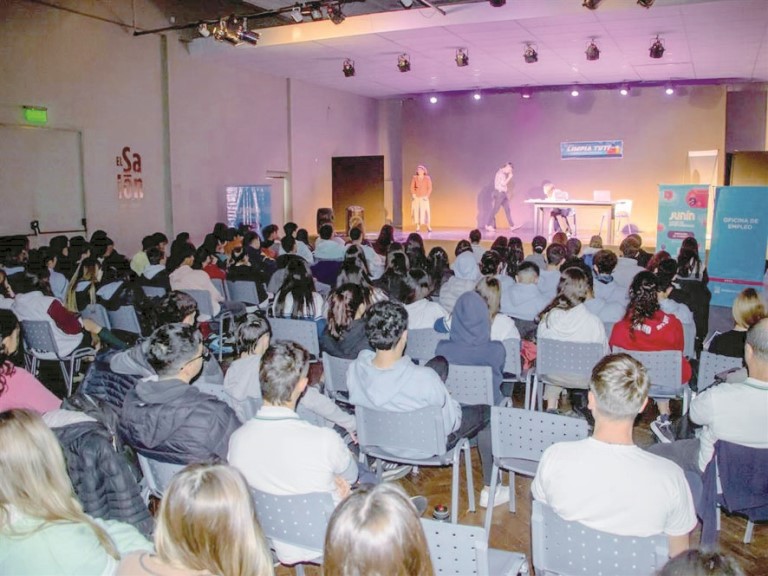 Alumnos e instituciones educativas destacan la importancia de “AyudArte”