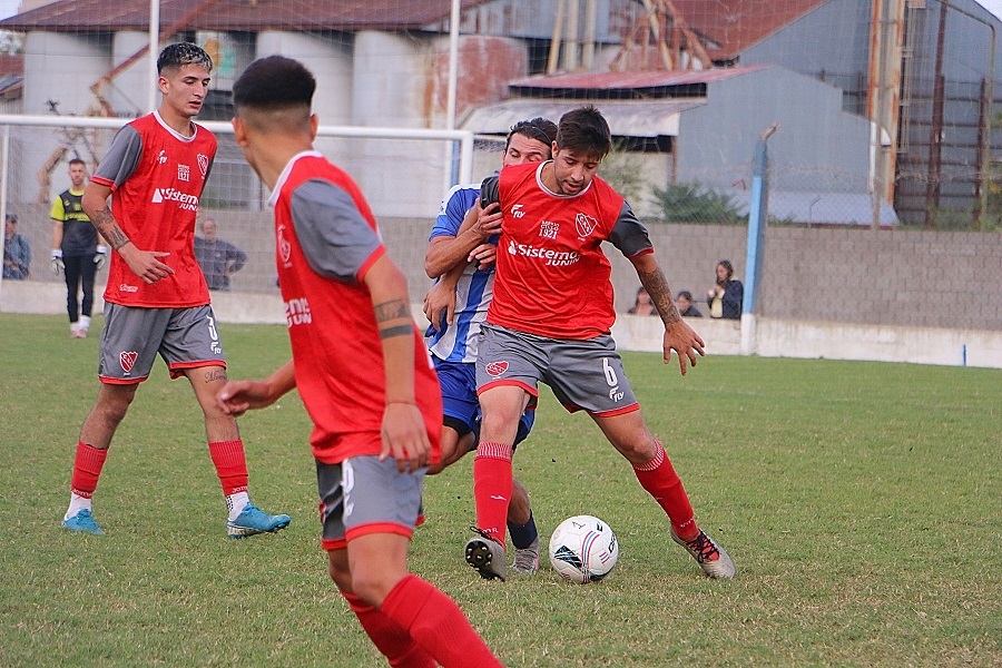 Fútbol local: Independiente y Baigorrita abren la séptima fecha