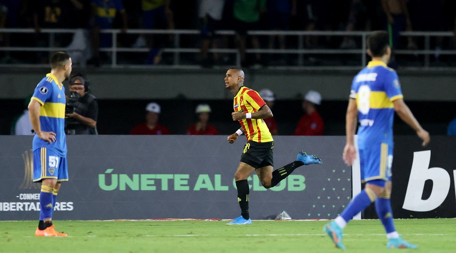 Boca perdió en Colombia y no pudo asegurar su clasificación