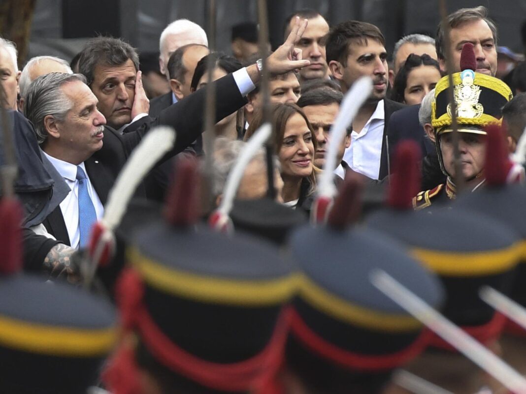 En su último Tedeum, Fernández contó que el Papa lo ayudó “muchas veces” y “en silencio”