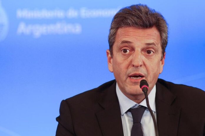 Massa: “El lunes tenemos que seguir arreglando problemas económicos”