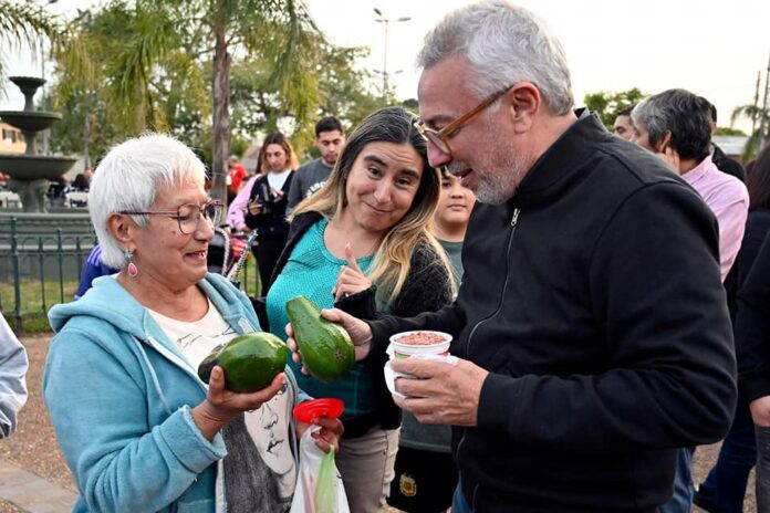 Julio Zamora inscribió tres veces su lista bajo diferentes fuerzas políticas