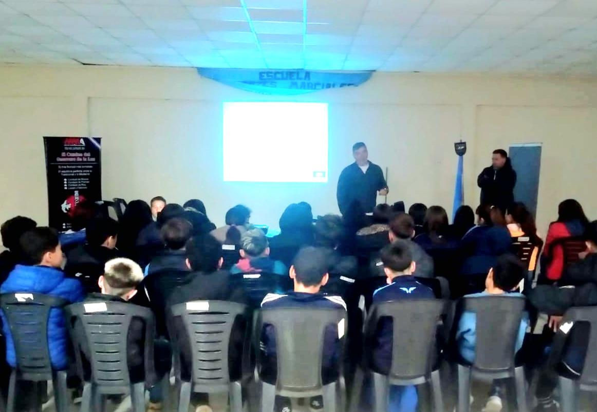 Charla en el mes de lucha por la erradicación del trabajo infantil