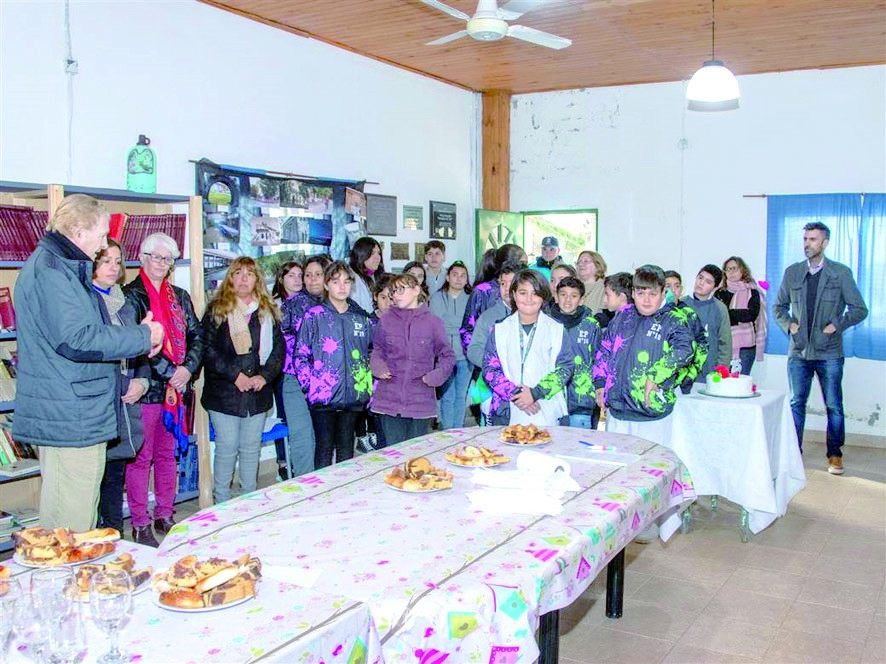 Saforcada: La biblioteca popular celebró sus 25 años de vida