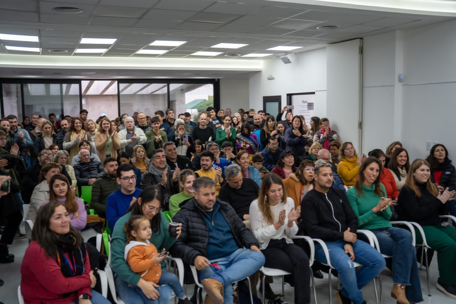 Valeria Arata: “Les vamos a llevar soluciones a todos los juninenses”