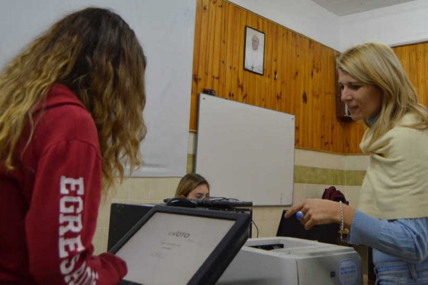 Leiva valoró “la síntesis” de Unión por la Patria
