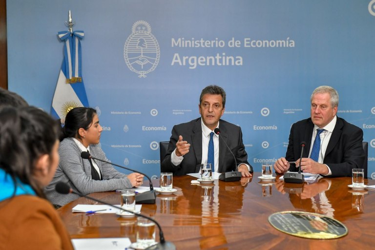 Anunciaron aumento de Becas Progresar a $20.000 mensuales