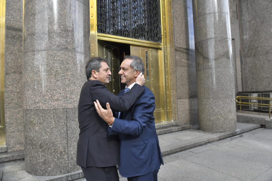 Massa suma a Daniel Scioli a su equipo en un cargo ad honorem