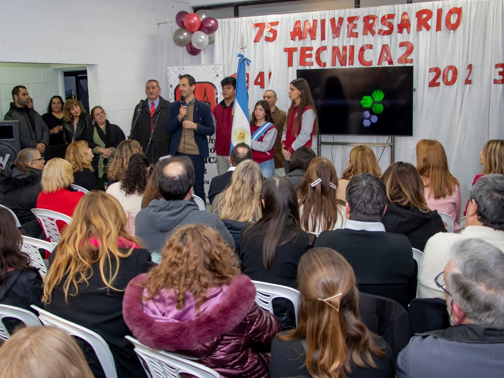 La Escuela Técnica N° 2 festejó sus 75 años de vida