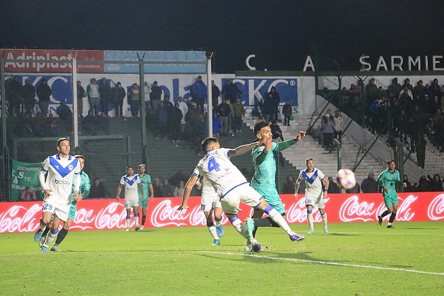 A Sarmiento se le escapó el triunfo en la última jugada