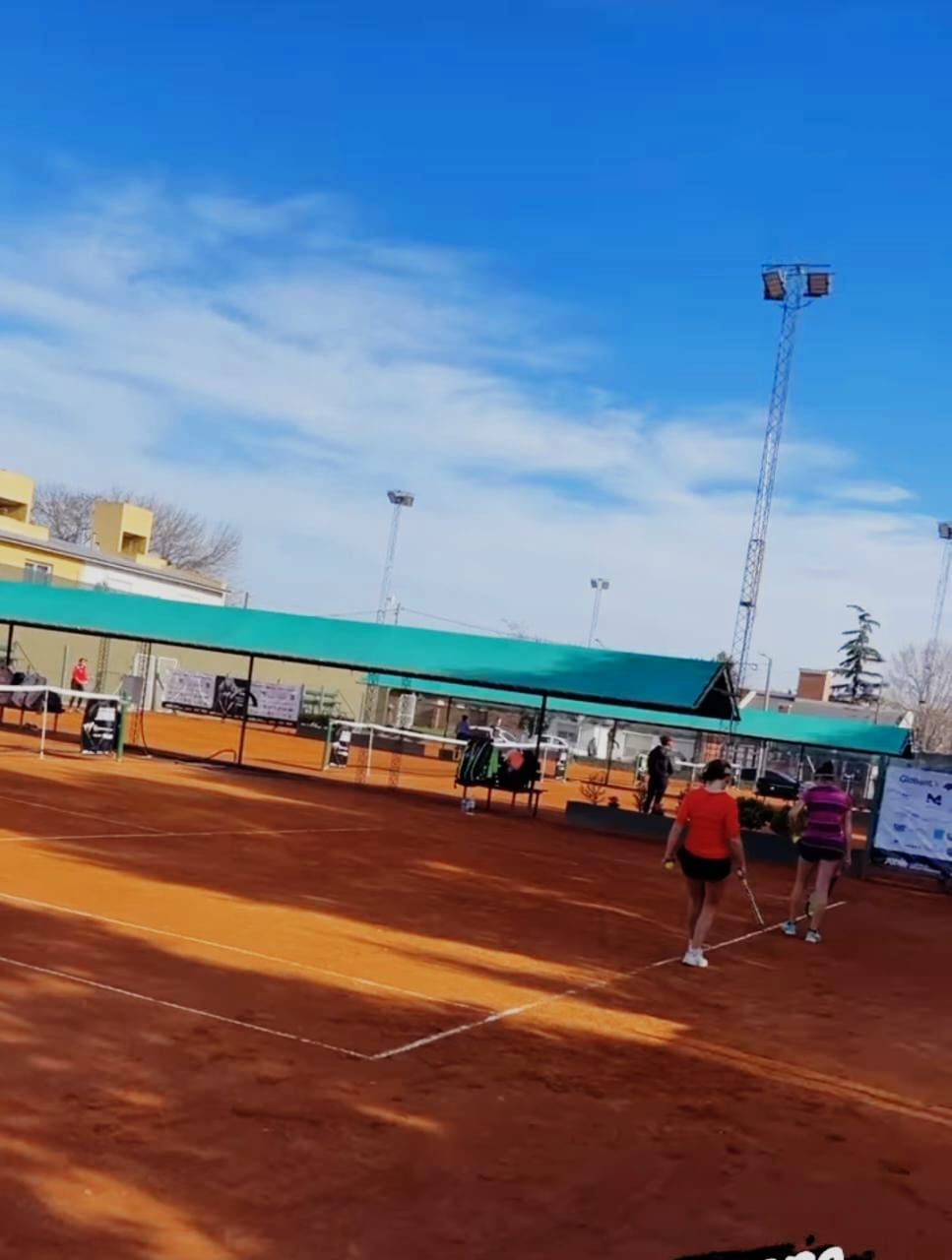 Comienza el Torneo Internacional de Tenis