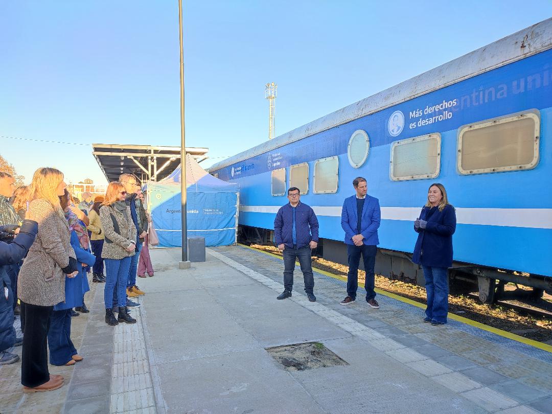En el Tren Sanitario, Arata dijo que «para nosotros la salud es una prioridad»