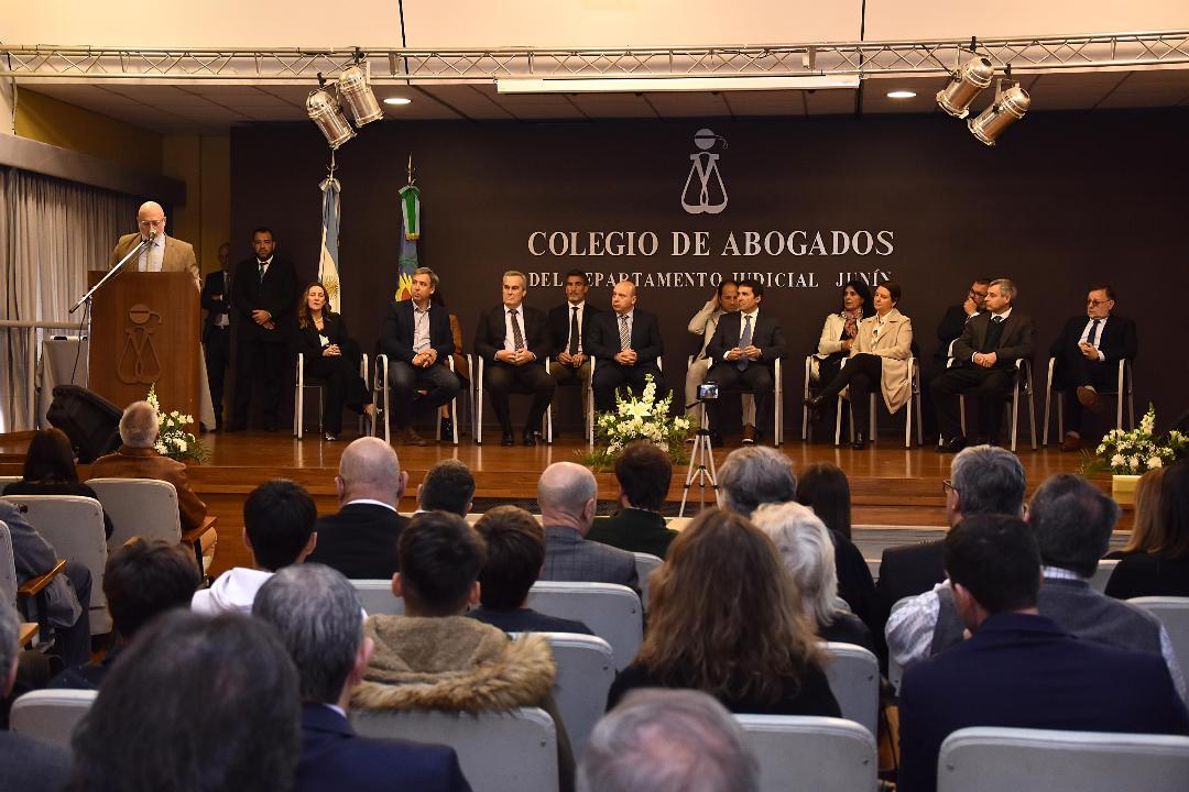 Los abogados celebraron ayer su día