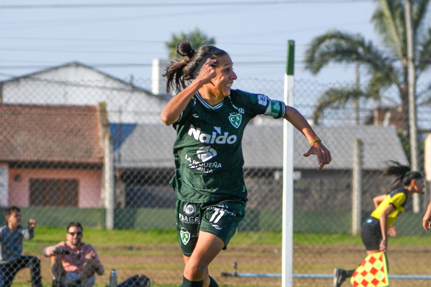 Las chicas de Sarmiento reciben a Vélez