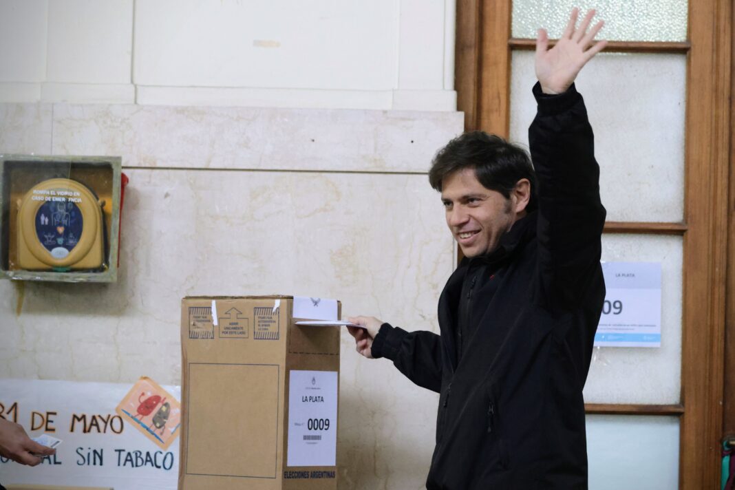 Kicillof destacó la importancia del voto de los jóvenes porque estas elecciones “resuelven su futuro”