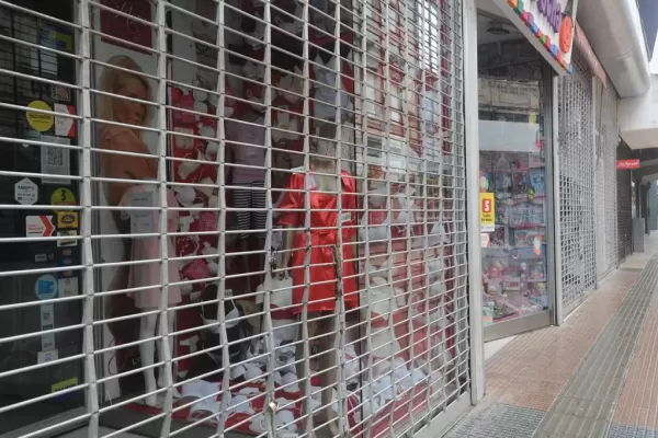 Junín: no hay precios de referencia, solo ventas al contado y piensan cerrar comercios por algunos días