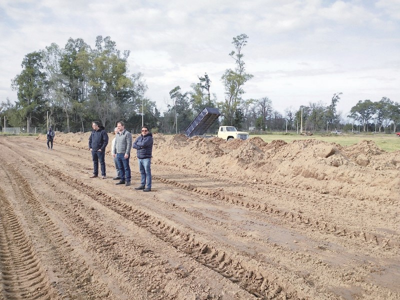 En Lincoln, se trabaja en el loteo de terrenos destinados al Pro.Cre.Ar