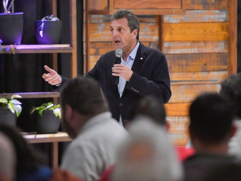 Massa explicó por qué sube el dólar blue