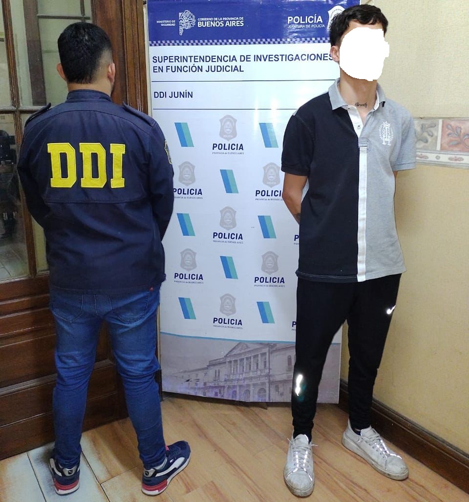 Un joven de 21 años aprehendido por un robo de euros, dólares y joyas