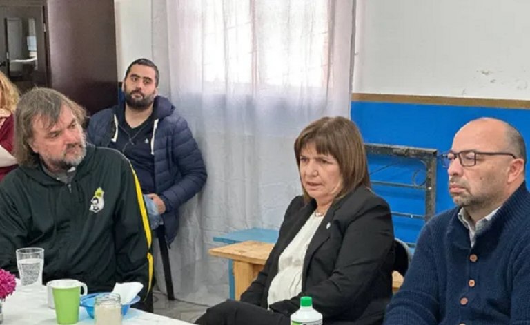 Bullrich se reunió con curas villeros