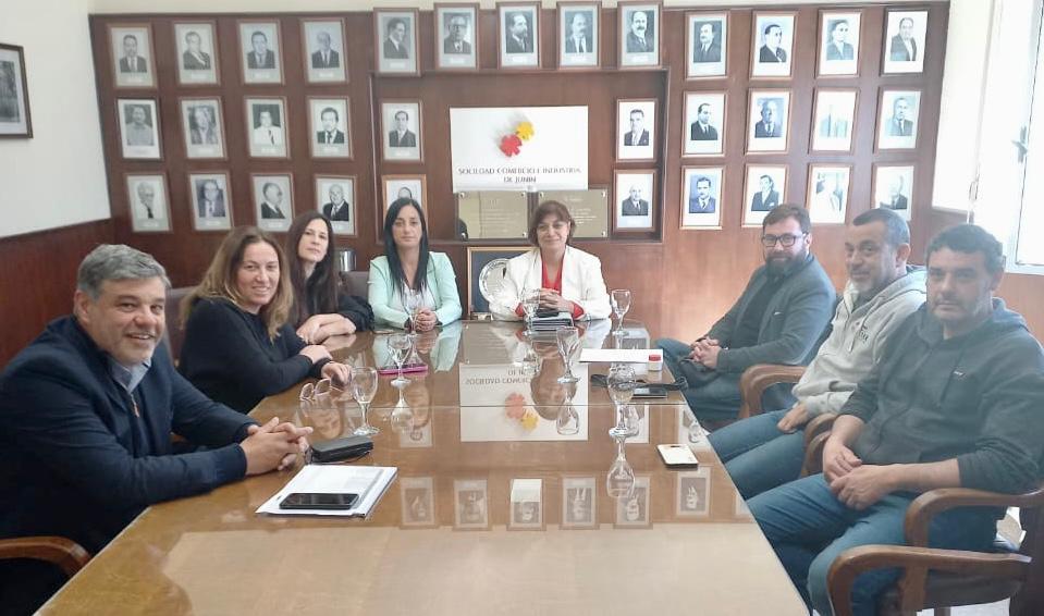 Arata: “comerciantes de calle Rivadavia tendrán ayuda municipal que corresponde”