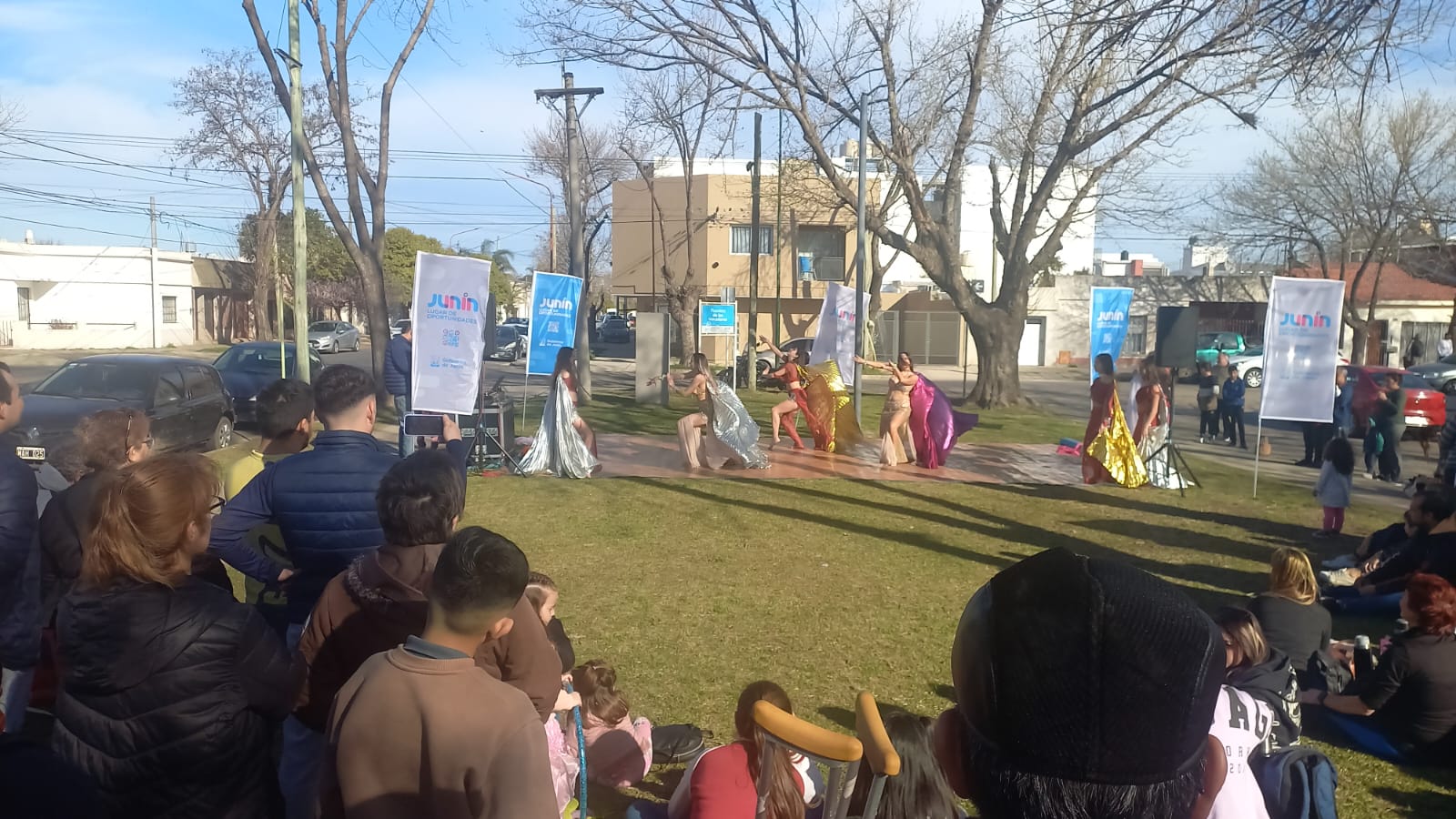 Masiva participación de vecinos en la presentación de la nueva ruta turística del barrio “Las Morochas”