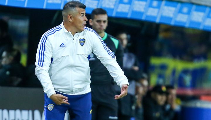 Almirón probó un equipo sin una de sus principales figuras