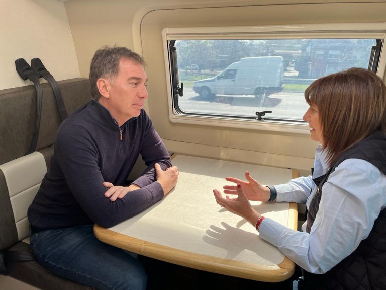 Bullrich inició una mega gira por todo el país hasta octubre