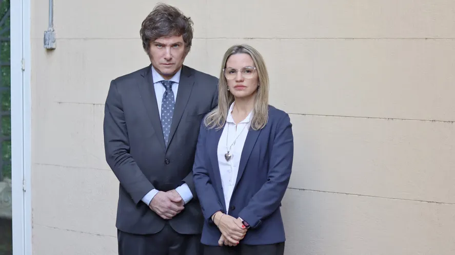 Píparo se pelea con Javier Milei por los vouchers educativos