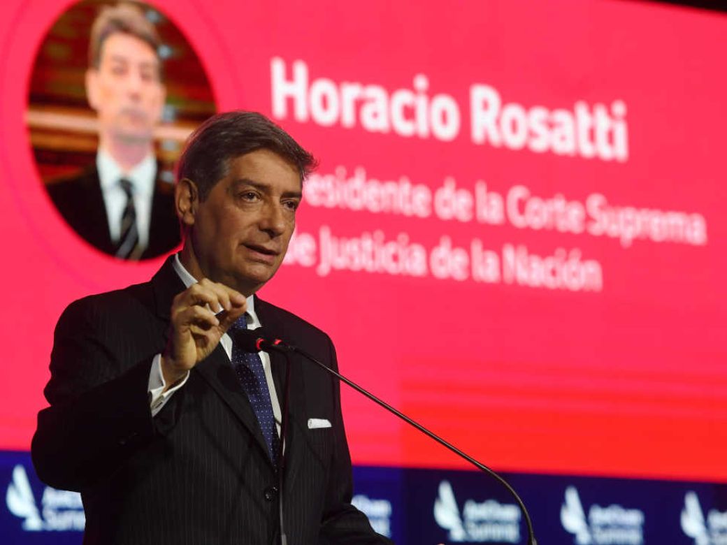 Presidente de la Corte advirtió sobre inconstitucionalidad de eliminar la moneda nacional